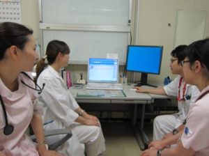 透析予防チームでのミーティング